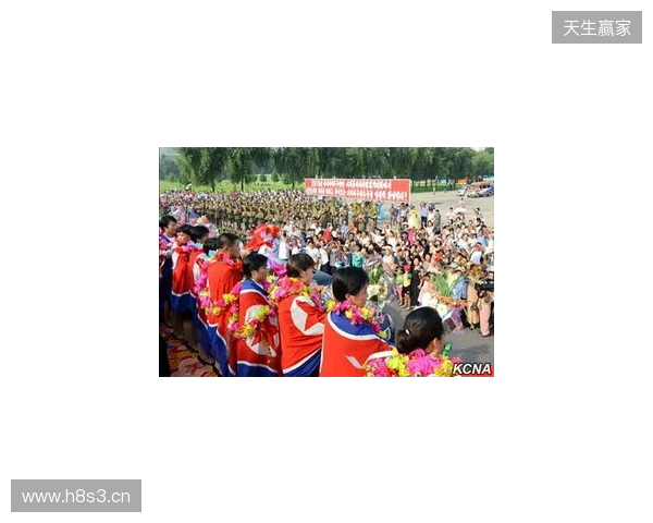 夺得湘超冠军！永州队球员乘坐花车回城，市民夹道欢迎