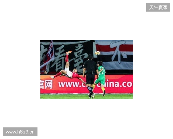 凌空落叶斩！热议杜月徵世界波：比帕瓦尔那球还漂亮！杜德里格斯