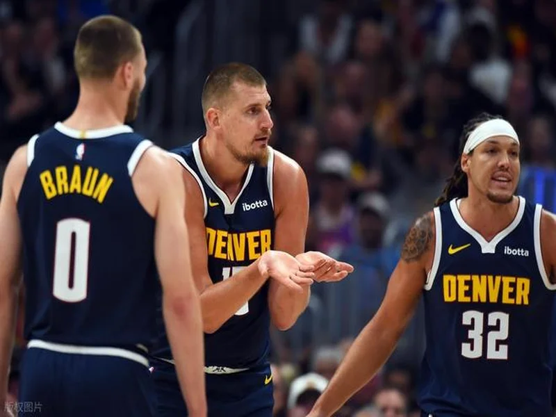 世体：巴萨有意诺维奇15岁边锋塔瓦雷斯，想在拉玛西亚培养他